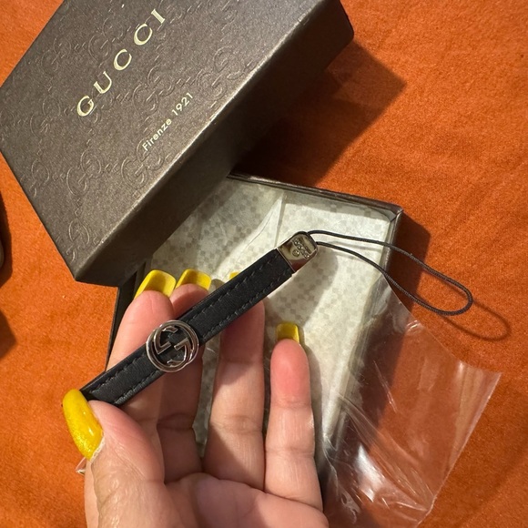 Gucci Black Leather Keychain - Picture 1 of 5
